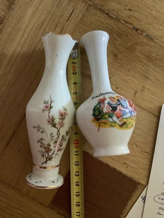 Juego de 2 jarritas decorativas de porcelana