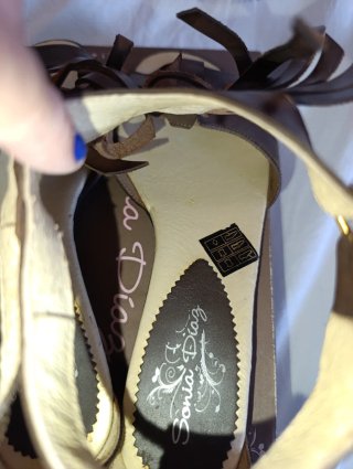 Sandalias Sonia Diaz Marrón Talla 43 SM01