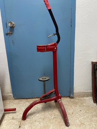 OPORTUNIDAD – EQUIPO COMPLETO PARA HACER VINO 600€