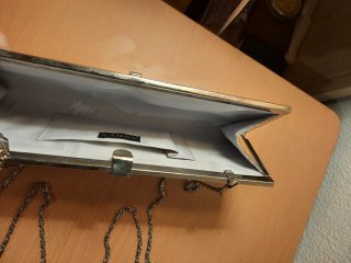 Bolso de mano plateado para fiesta