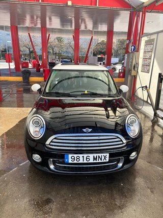 MINI Cooper d 2012