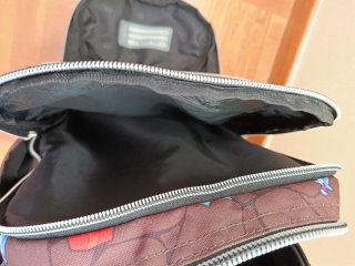 Mochila Totto con ruedas y estampado