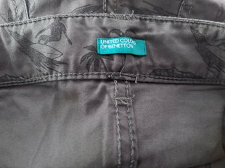 Bermudas Benetton para niño estampadas