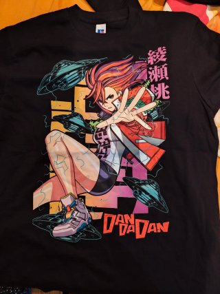Camiseta Dandadan Momo Ayase