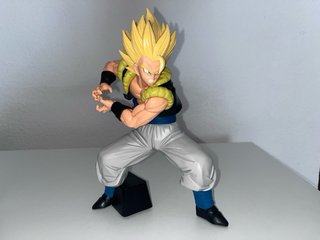 Figura Dragon Ball Gogeta.