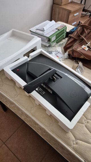 Monitor Gaming MSI Curvo