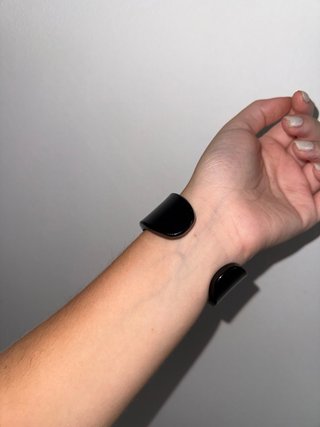 Pulsera ancha madera flores y libélula