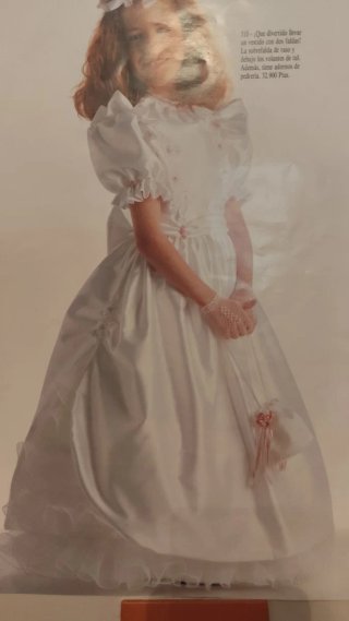 Vestido de comunión blanco con adornos