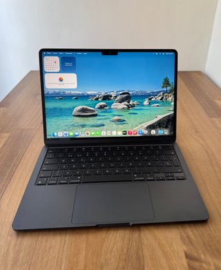 MacBook Air M2 13 8GB 256GB Midnight **sin Uso*