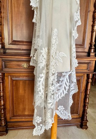Mantilla beige