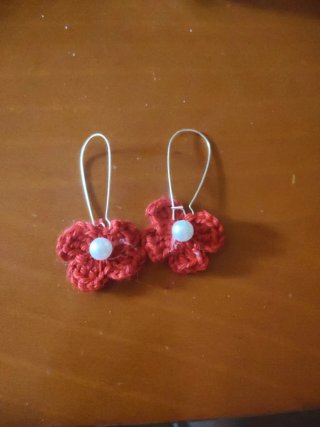 Pendientes Crochet Flor Roja Perla