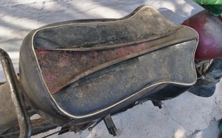 Asiento Montesa Brio para restaurar