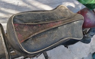 Asiento Montesa Brio para restaurar
