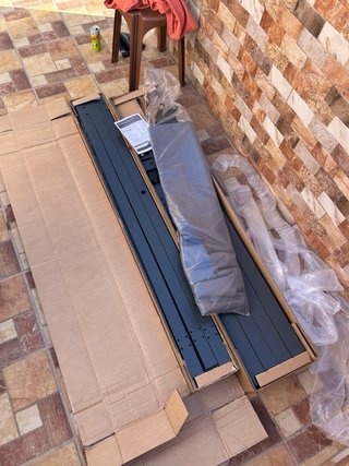 Pérgola exterior con techo retráctil