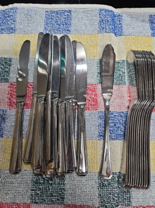 Juego de cubiertos de acero inoxidable