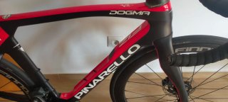Pinarello F12 Dogma con discos.