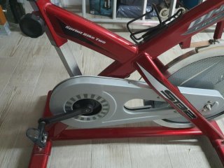 Bicicleta Spinning BH SB2 Roja
