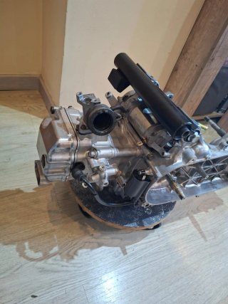 Motor Suzuki Burgman 200
