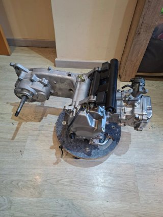 Motor Suzuki Burgman 200