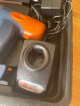 Grapadora clavadora inalámbrica Dexter Power ELB50