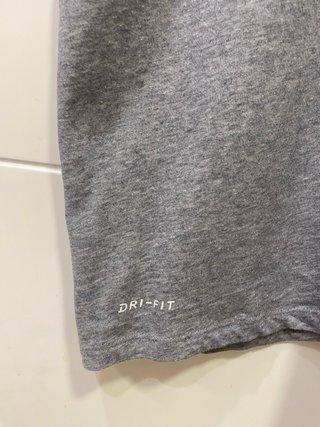 Camiseta Nike Gris Talla 2XL Dri-Fit
