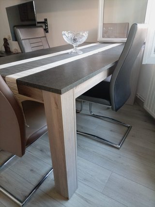 Mesa Comedor con 4 sillas robusta madera gris