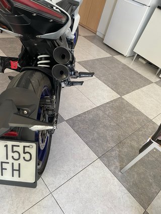 Zontes 350R Moto Naked Blanca y Negra