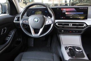 BMW SERIE 3 320e (2022)
