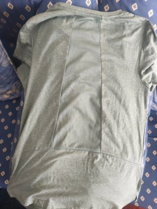 Camiseta deportiva mujer UP verde