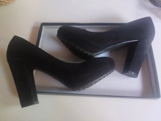 Zapatos de tacón negros