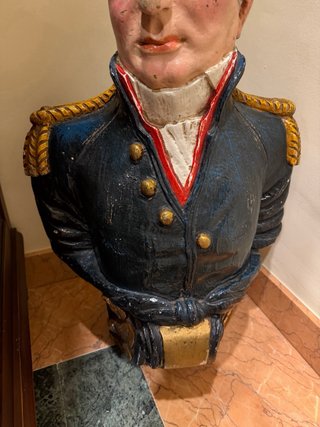 Mascarón de proa antiguo