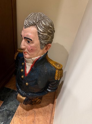 Mascarón de proa antiguo