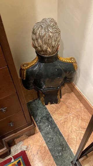 Mascarón de proa antiguo