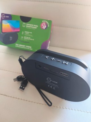 Altavoz Bluetooth Ziu con Soporte Móvil