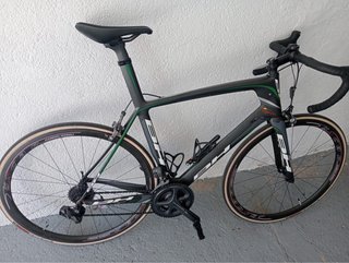 Bicicleta de carretera BH