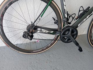 Bicicleta de carretera BH