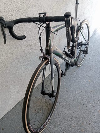 Bicicleta de carretera BH