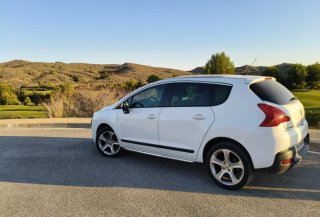 Peugeot 3008 2012
