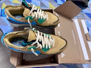 Nike Air Max Terrascape 90 Gold.