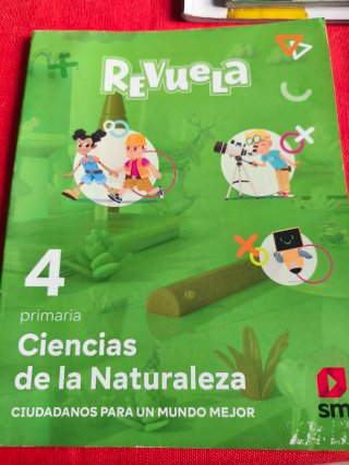 Ciencias de la Naturaleza, 4 Primaria, Revuela SM
