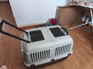 Transportín perro gris y negro