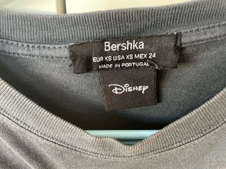 Camiseta Pato Donald Bershka Talla XS Gris