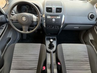 Suzuki SX4 1.6 GL 2WD