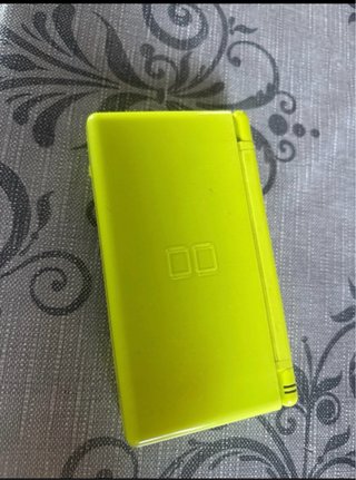Nintendo DS Verde Funzionante con accessori