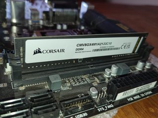 Pack componentes (I5 + 8GB RAM + Placa base)