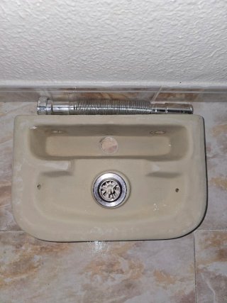 Lavamanos pequeño en perfectas condiciones