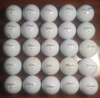 30 Bolas Titleist
