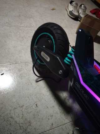 Patinete Eléctrico Cecotec Bongo Y65