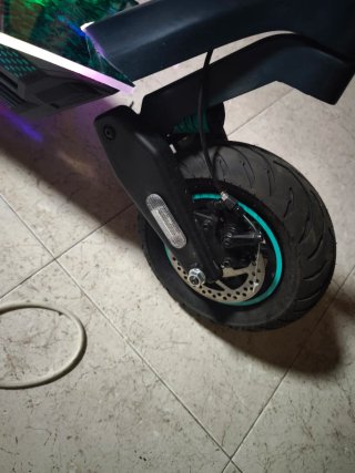 Patinete Eléctrico Cecotec Bongo Y65