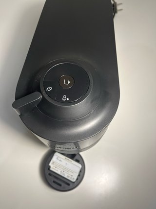 Cafetera Nespresso Vertuo Pop Negra